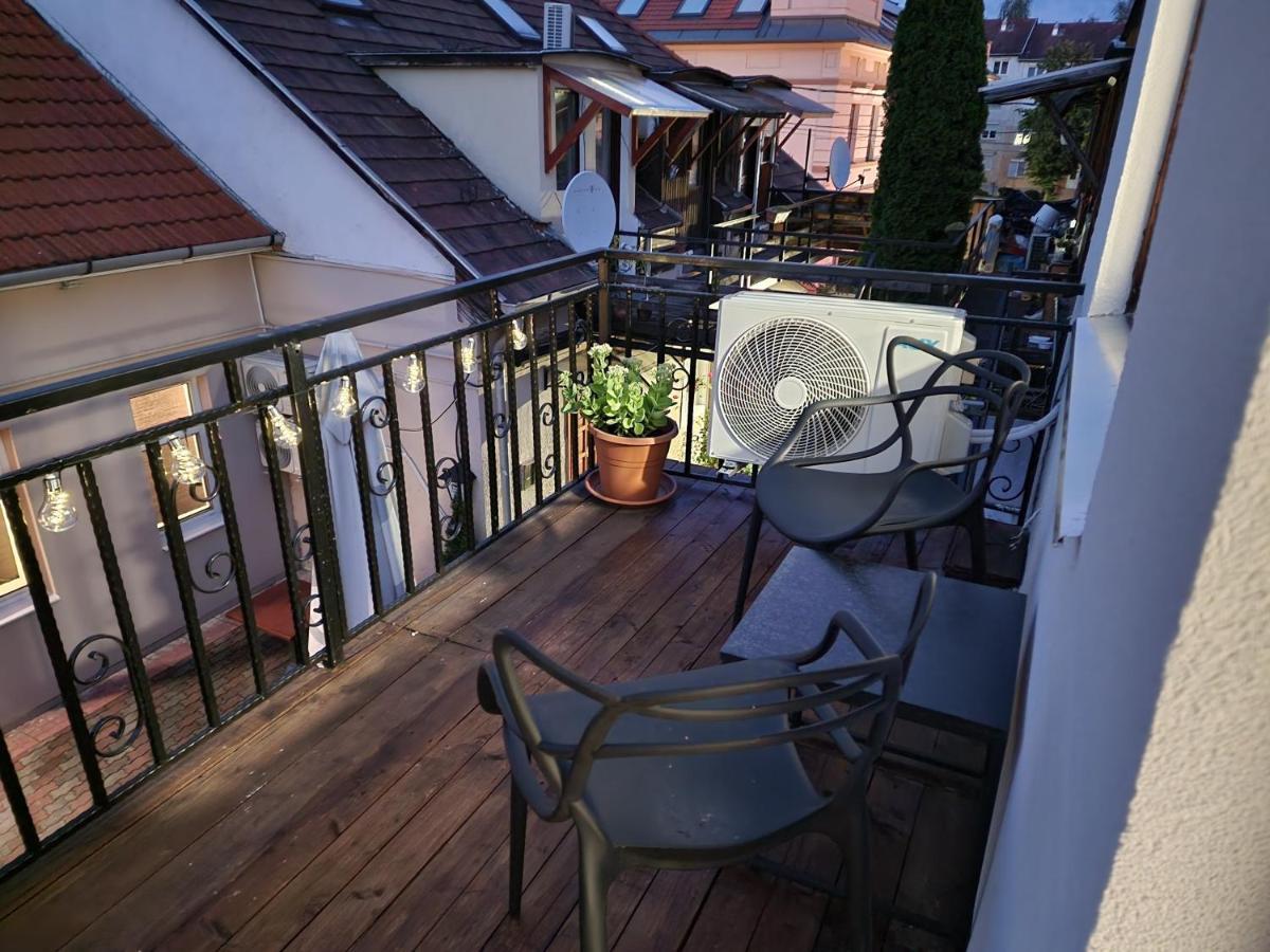 Schmidt Apartman Miskolc Belvarosaban Екстериор снимка